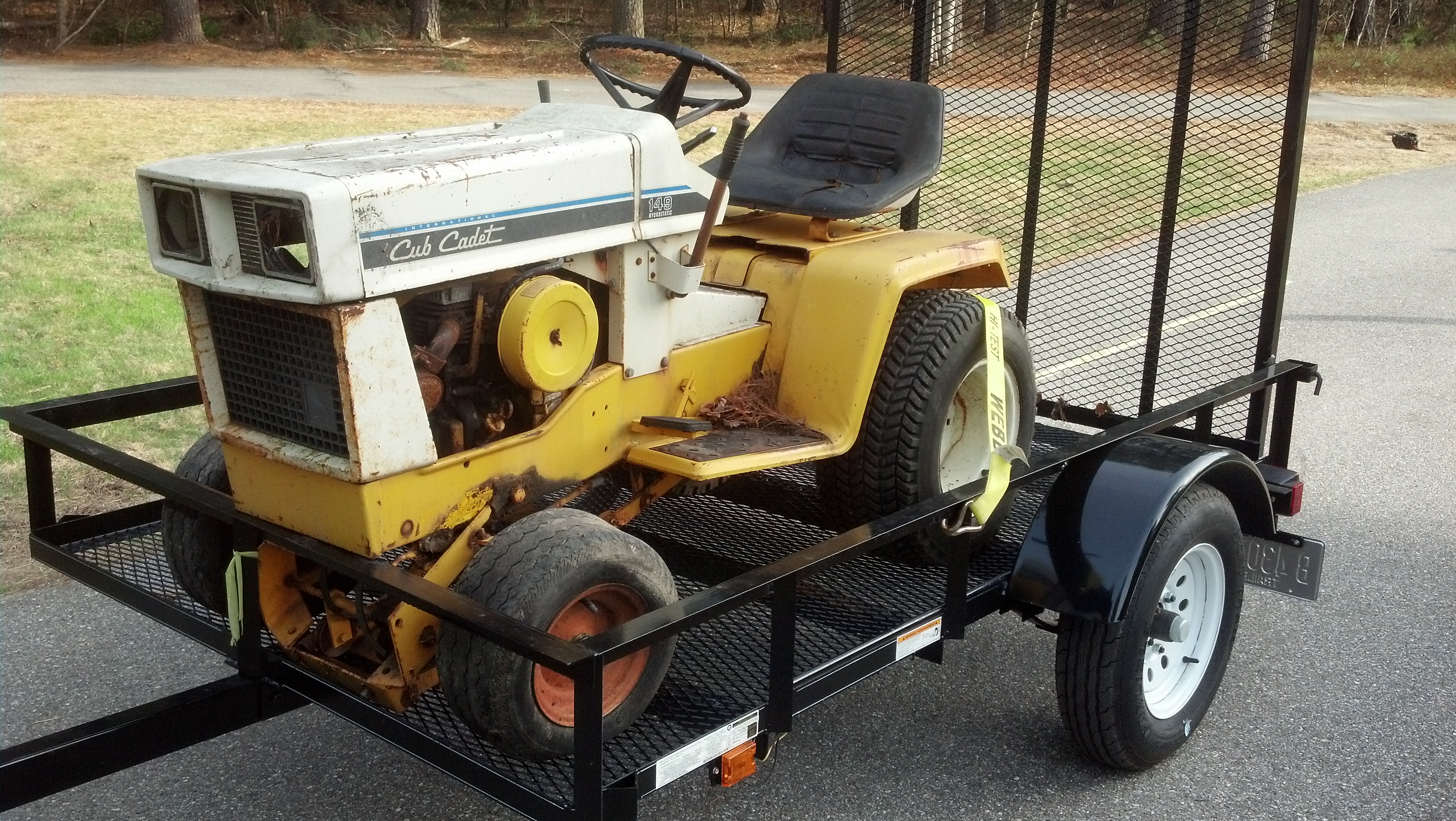 Vintage cub 2025 cadet garden tractor