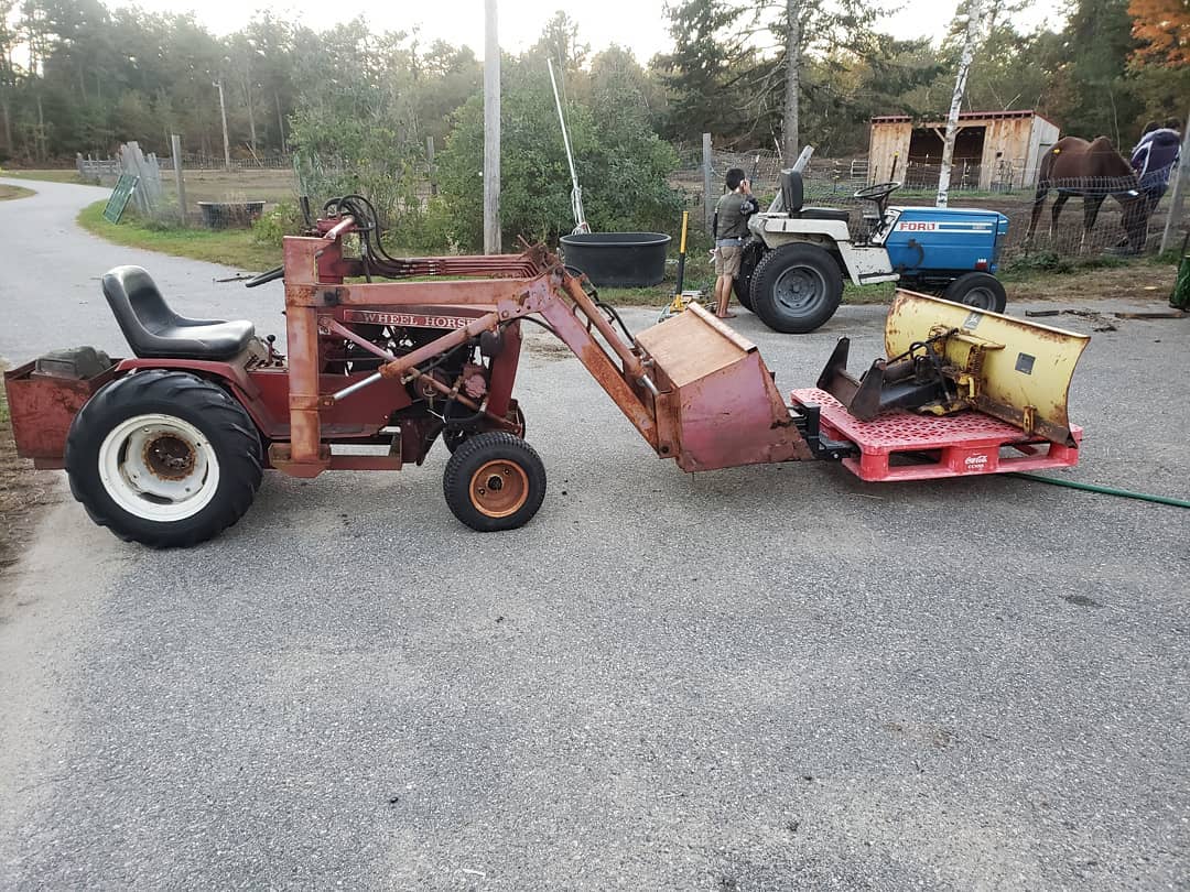 Small yard discount tractor with bucket