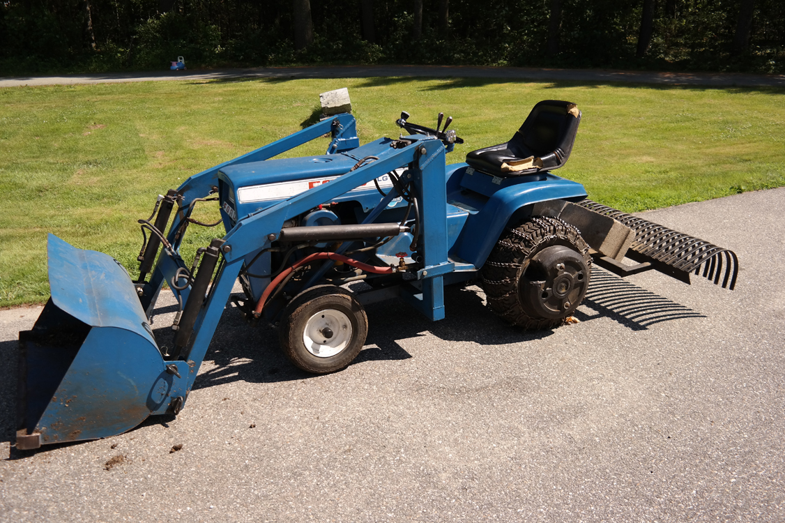 ford-lgt-145-loader.jpg